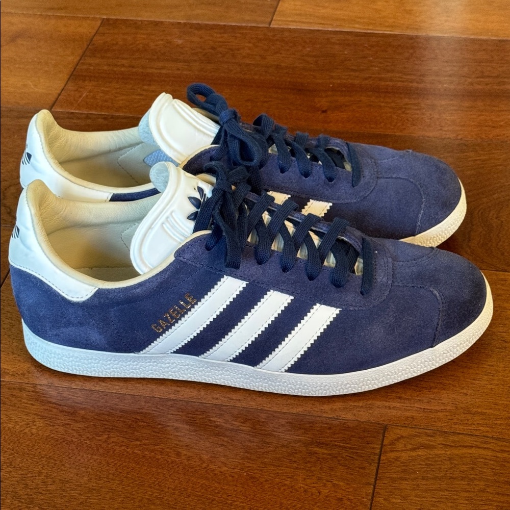 Adidas Originals Gazelle Sneakers - Picture 3 of 12